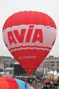 OO-BTM hot air balloon. Photograph by G Bann