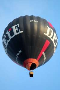 OO-BUU hot air balloon. Photograph by G Bann