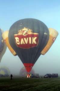 OO-BZB hot air balloon. Photograph by G Bann